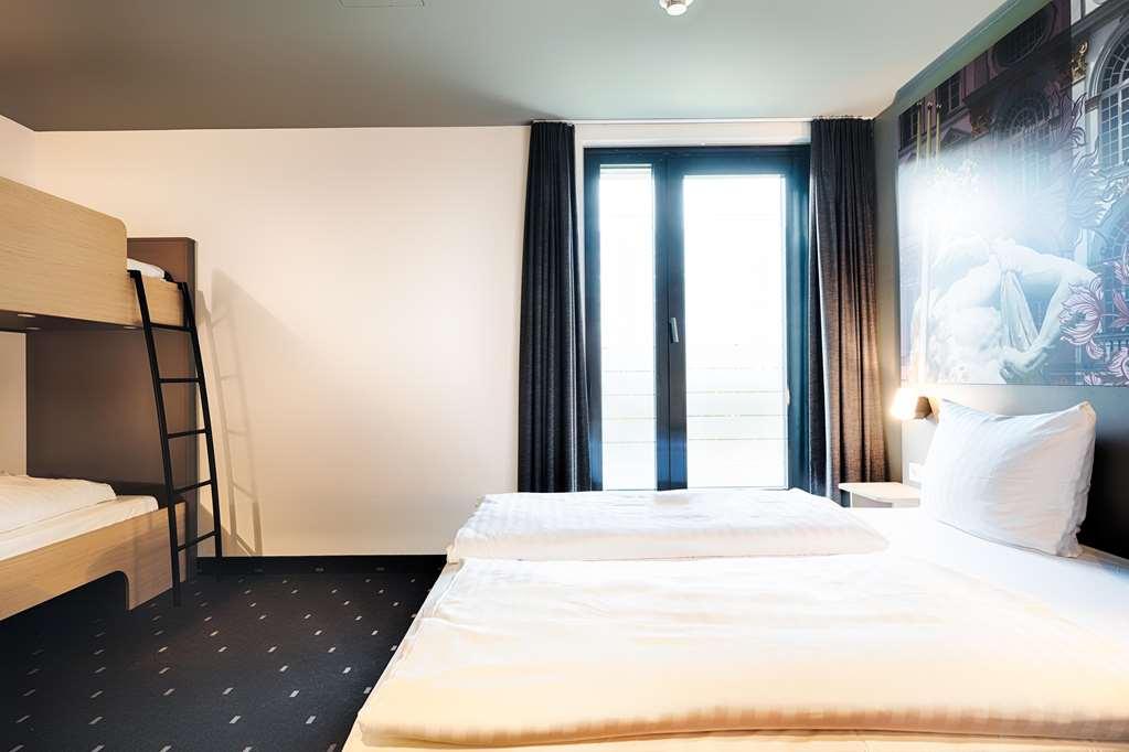 Muenchen-moosach Munich